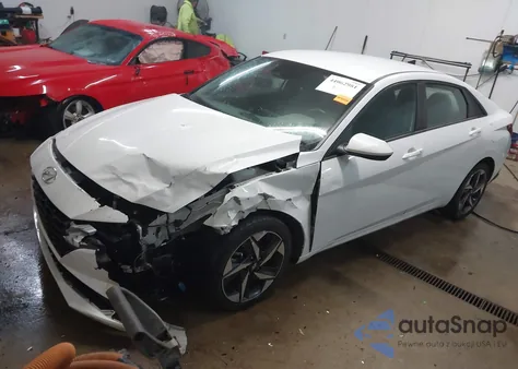 2023 Hyundai Elantra Sel z USA, uszkodzony, nr VIN 5NPLS4AG8PH086357